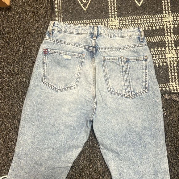 BDG Urban Outfitters Wilco Kick Crop Flare Distressed Light Wash Jeans Blue 4 - Picture 5 of 5